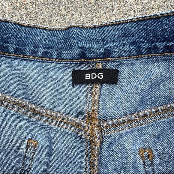 BDG Hi Rise Roll Up Jean Shorts Urban Outfitters 29 - Picture 4 of 6